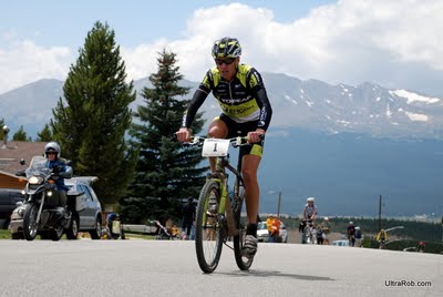 Dave Wiens Near Finish of 2009 Leadville 100