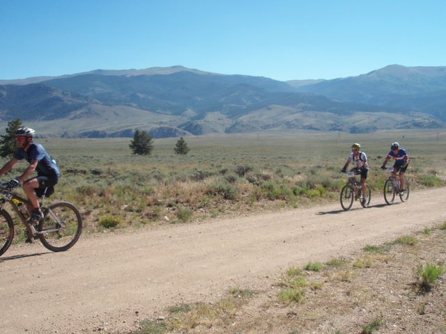 Leadville 100 Bottom of Columbine Climb Outbound